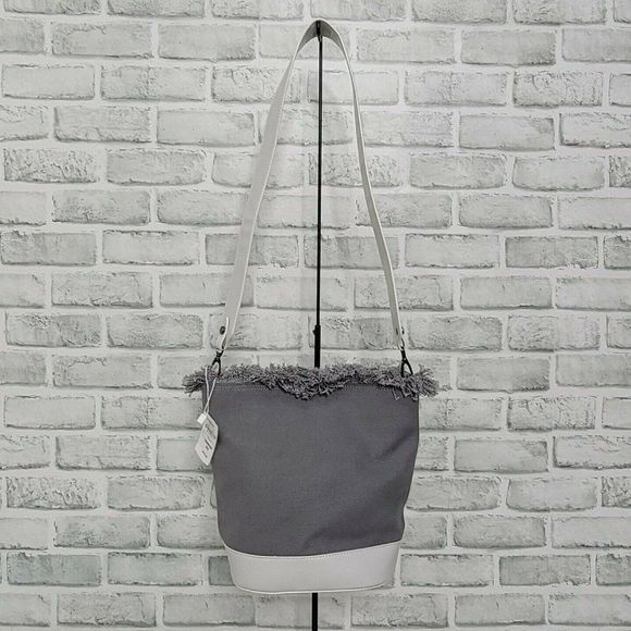 Neiman Marcus Grey Frayed Fringe Canvas Bucket Bag Purse Shoulder‎ Bag NEW - Picture 1 of 11